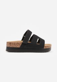 Born2be - Czarne Casualowe Klapki na Rzep na Platformie Zdobione Imitacją Korka Malimeni. Okazja: na co dzień. Kolor: czarny. Materiał: jeans, len. Wzór: aplikacja. Sezon: lato. Obcas: na platformie. Styl: casual #9