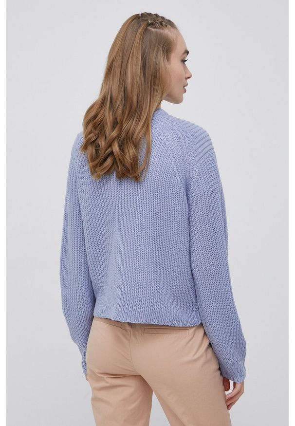 only - Only sweter damski. Kolor: niebieski. Materiał: akryl, dzianina. Długość rękawa: raglanowy rękaw. Wzór: ze splotem