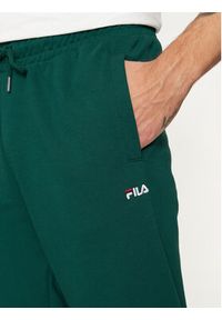 Fila Spodnie dresowe FAM0342 Zielony Regular Fit. Kolor: zielony. Materiał: bawełna #4