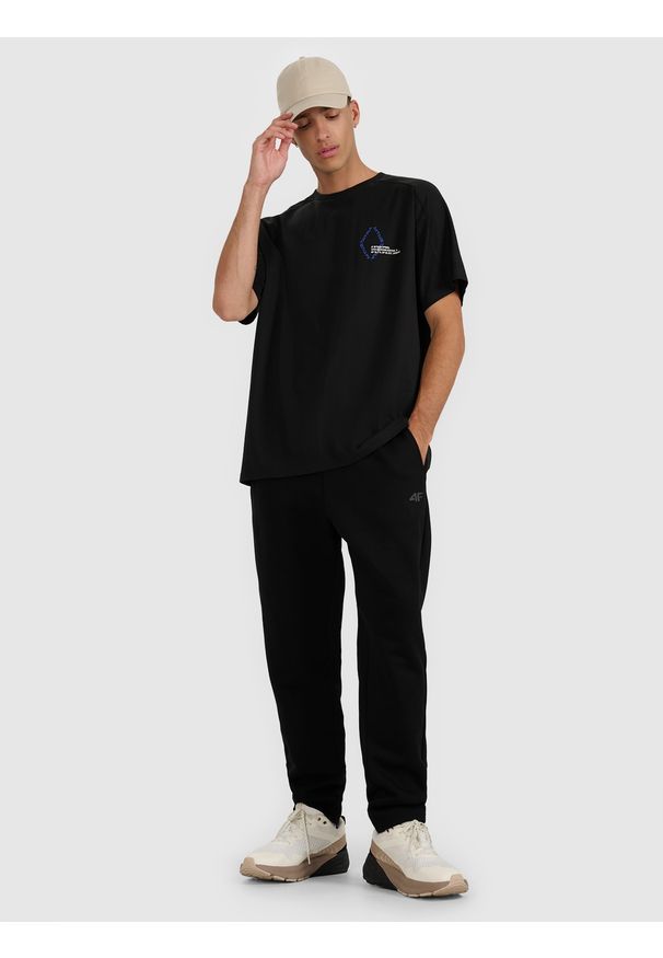 4f - 4F T-shirt oversize z nadrukiem męski - czarny L. Okazja: na co dzień. Kolor: czarny. Materiał: bawełna. Długość: długie. Wzór: nadruk. Styl: casual