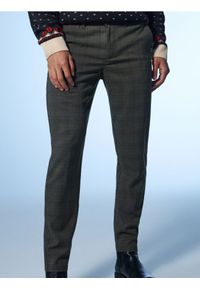 Sinsay - Spodnie chino slim w kratę - szary. Kolor: szary