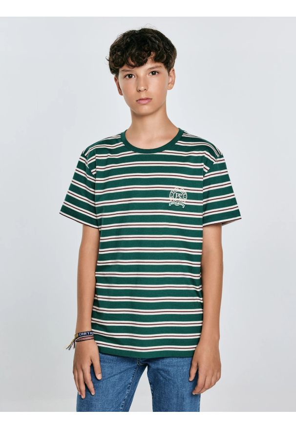Big-Star - Koszulka chłopięca w paski zielona Sewer 304. Kolor: zielony. Materiał: skóra, materiał, dzianina, jeans, dresówka. Wzór: paski. Styl: klasyczny
