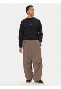 Adidas - adidas Spodnie materiałowe Premium Essentials Utility Parachute JW1087 Brązowy Loose Fit. Kolor: brązowy. Materiał: syntetyk