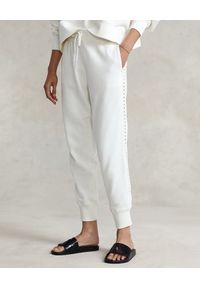 Ralph Lauren - RALPH LAUREN - Białe spodnie dresowe ze zdobieniem. Kolor: biały. Materiał: dresówka. Wzór: aplikacja