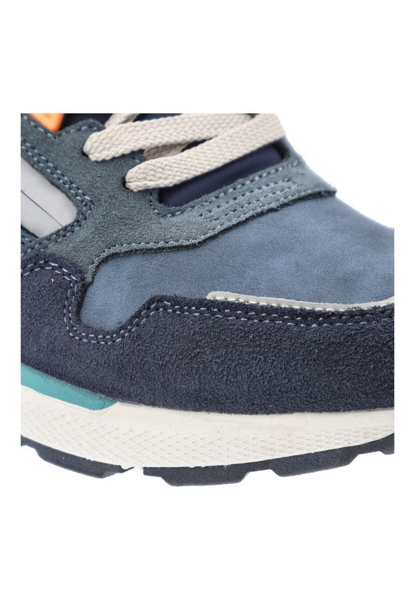 Sneakersy męskie Jeep, skórzane na platformie sznurowane i na zamek codzienne i sportowe, granatowe, JM51061A-016. Okazja: na co dzień. Zapięcie: zamek. Kolor: niebieski. Materiał: materiał, skóra. Szerokość cholewki: normalna. Obcas: na platformie. Sport: turystyka piesza