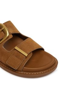 Steve Madden Klapki Arch 11003596 Brązowy. Kolor: brązowy. Materiał: zamsz, skóra #2