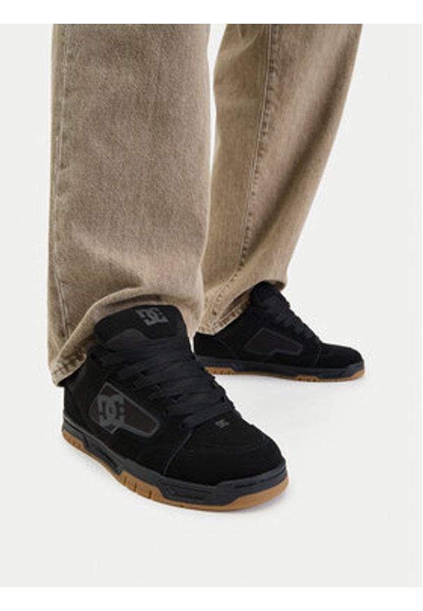 DC Shoes Sneakersy EO-DC COILER DC03011001 Czarny. Kolor: czarny. Materiał: nubuk, skóra
