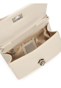 Kazar - Pikowana skórzana torebka w kolorze złamanej bieli. Materiał: skórzane. Rozmiar: małe #3