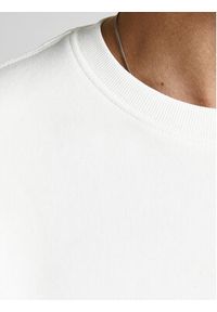 Jack & Jones - Jack&Jones Bluza Star 12208182 Biały Relaxed Fit. Kolor: biały. Materiał: bawełna #3