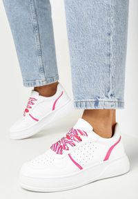 Born2be - Biało-Różowe Sneakersy na Grubej Podeszwie z Ozdobnymi Sznurówkami Amarionna. Kolor: biały #4