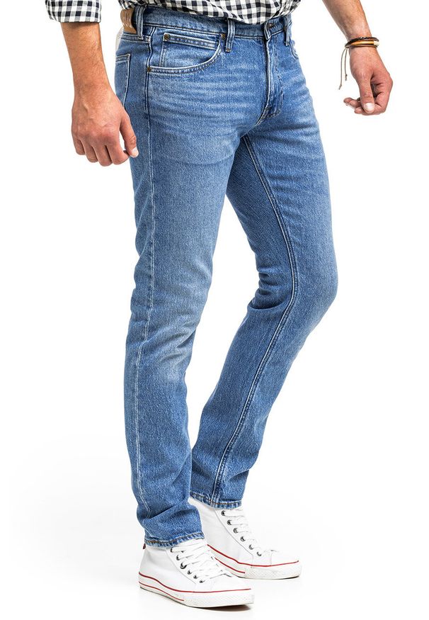 Lee - LEE LUKE MĘSKIE SPODNIE JEANSOWE MIST INDIGO L719MWLU 112322404. Okazja: na co dzień, na spotkanie biznesowe, na randkę. Styl: sportowy, biznesowy, casual