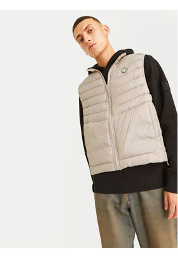 Jack & Jones - Jack&Jones Bezrękawnik Sprint 12258457 Beżowy Regular Fit. Kolor: beżowy. Materiał: syntetyk. Długość rękawa: bez rękawów