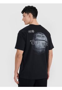 4f - 4F T-shirt oversize z nadrukiem męski - czarny L. Okazja: na co dzień. Kolor: czarny. Materiał: dzianina, materiał, bawełna, jersey. Wzór: nadruk. Styl: klasyczny, elegancki, sportowy, casual