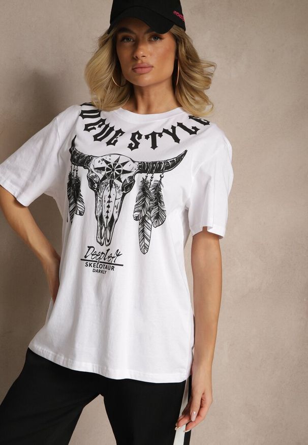 Renee - Biała Koszulka T-shirt Bawełniany z Ozdobnym Nadrukiem Napene. Okazja: na co dzień. Kolor: biały. Materiał: bawełna. Wzór: nadruk. Styl: casual