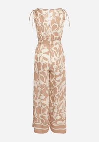 Born2be - Różowy Kopertowy Kombinezon z Wiskozą Wykończony Gumką w Talii z Materiałowym Paskiem Inatia. Okazja: na co dzień. Kolor: różowy. Materiał: wiskoza, materiał. Długość: długie. Styl: casual, elegancki #4