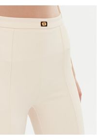 Elisabetta Franchi Spodnie outdoor 8053686307125 Biały Regular Fit. Kolor: biały. Materiał: syntetyk