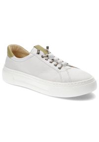 Białe Sneakersy Wasak Stylowe Obuwie Damskie. Okazja: na co dzień. Zapięcie: bez zapięcia. Kolor: biały. Materiał: skóra. Szerokość cholewki: normalna. Wzór: grochy. Sezon: wiosna. Obcas: na platformie