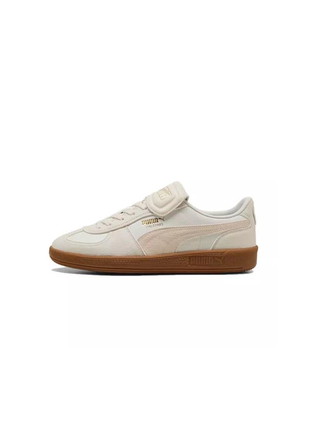 Puma - Kapcie PUMA YELLOW PALERMO PREMIUM Biały. Kolor: biały. Materiał: tkanina, skóra. Sport: piłka nożna