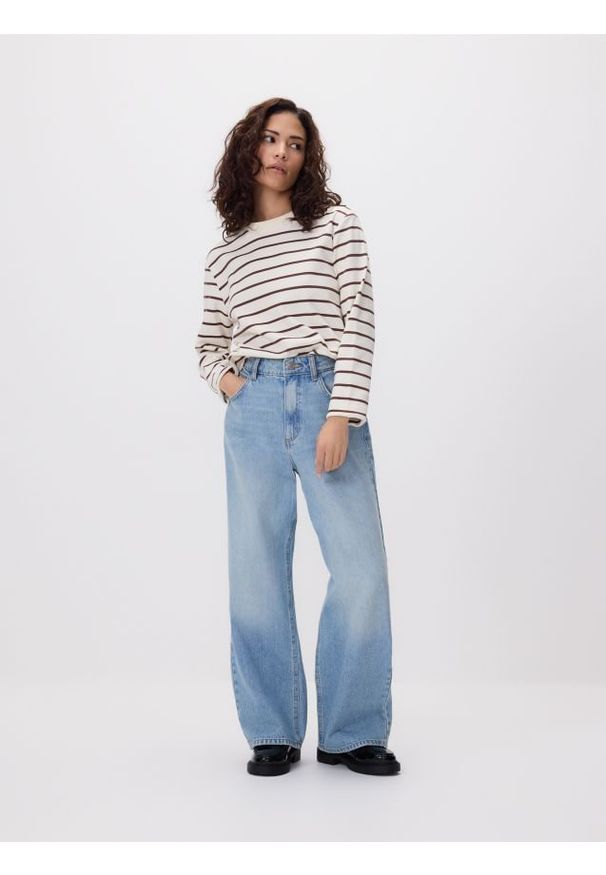 Reserved - Jeansy wide leg z krótszą nogawką - niebieski. Kolor: niebieski. Długość: krótkie