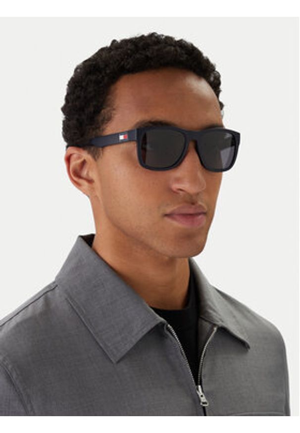 TOMMY HILFIGER - Tommy Hilfiger Okulary przeciwsłoneczne 1556/N/S Granatowy. Kolor: niebieski
