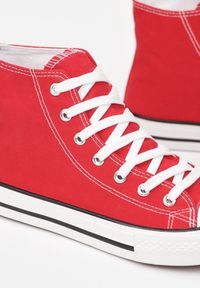 Renee - Czerwone Trampki Echimene. Wysokość cholewki: za kostkę. Nosek buta: okrągły. Kolor: czerwony. Materiał: guma, materiał. Szerokość cholewki: normalna. Wzór: gładki. Styl: klasyczny #6