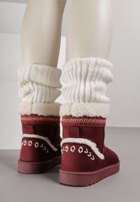 Born2be - Bordowe Wsuwane Śniegowce Zdobione Futrem i Haftem Mevittia. Okazja: na co dzień. Zapięcie: bez zapięcia. Kolor: czerwony. Materiał: futro. Wzór: haft, aplikacja. Sezon: zima. Styl: casual, elegancki #3
