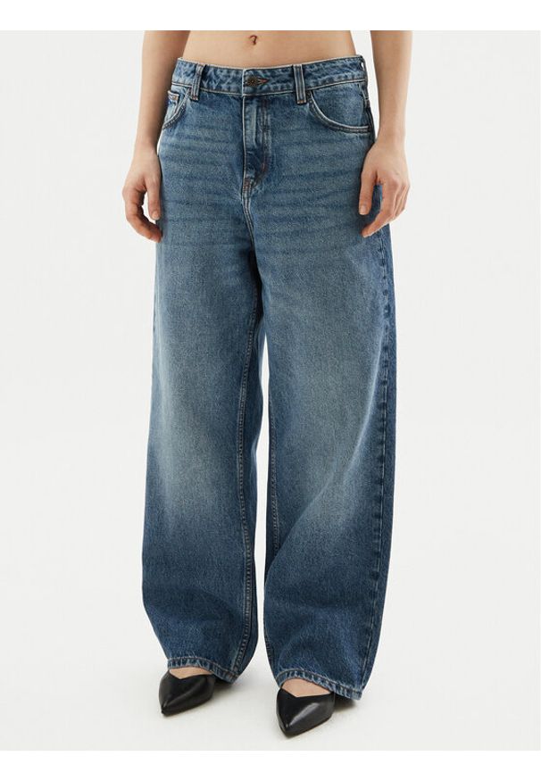 Hugo - HUGO Jeansy 50533913 Niebieski Regular Fit. Kolor: niebieski