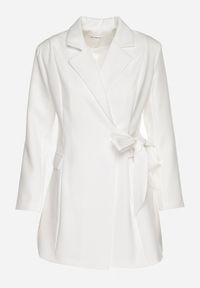 Born2be - Biała Kopertowa Sukienka z Imitacją Kieszeni Talriti. Kolor: biały. Typ sukienki: kopertowe. Styl: elegancki #7