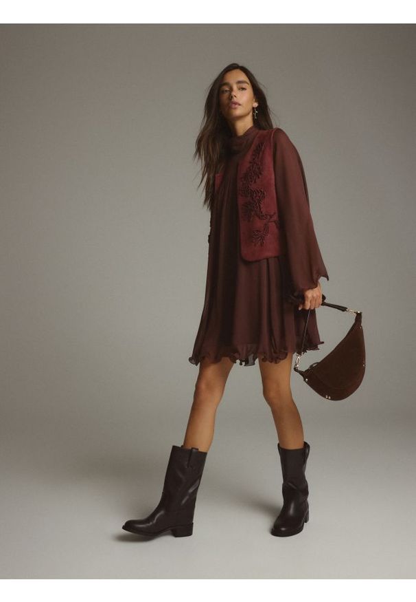 Reserved - Torebka z imitacji zamszu - ciemnobrązowy. Kolor: brązowy. Materiał: zamszowe