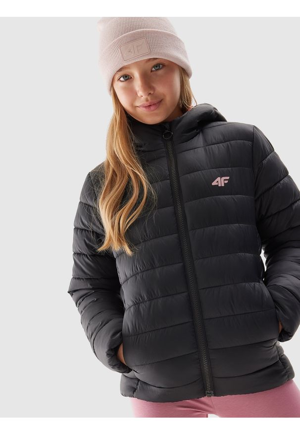 4f - Kurtka puchowa z wypełnieniem syntetycznym dziewczęca. Kolor: czarny. Materiał: syntetyk, puch. Sezon: zima