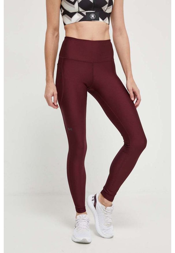 Under Armour legginsy treningowe kolor bordowy gładkie. Kolor: czerwony. Materiał: skóra, materiał. Wzór: gładki. Sport: fitness