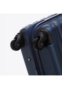 Wittchen - Duża walizka z ABS-u z żebrowaniem. Kolor: niebieski. Materiał: guma #3