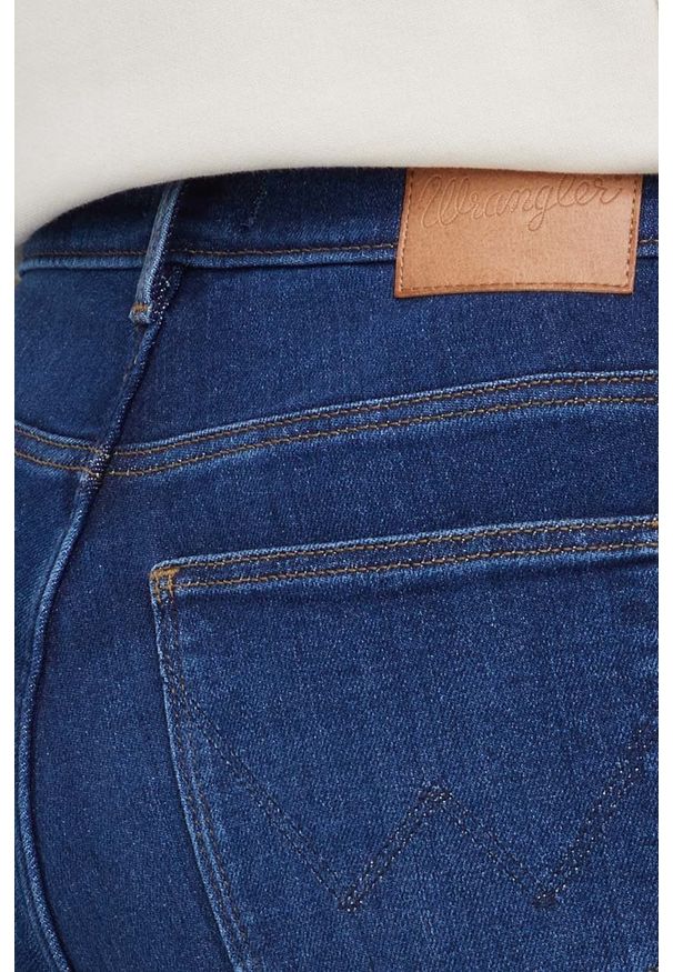 Wrangler jeansy SLIM AUTHENTIC LOVE damskie high waist. Stan: podwyższony. Kolor: niebieski