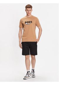 BOSS - Boss T-Shirt 50486205 Beżowy Regular Fit. Kolor: beżowy. Materiał: bawełna #4