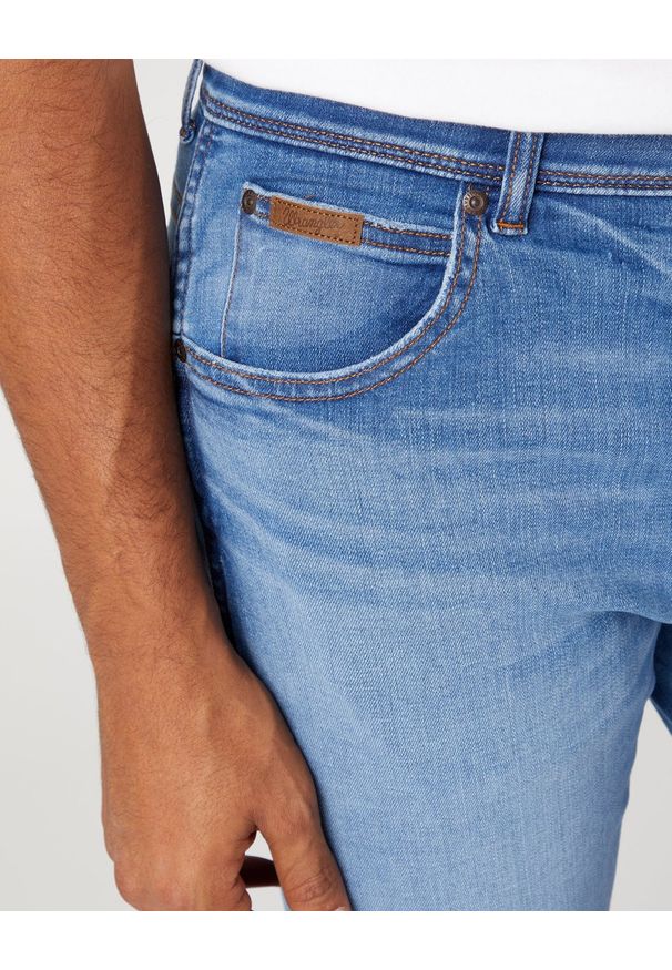 Wrangler - WRANGLER TEXAS SLIM MĘSKIE SPODNIE JEANSOWE JEANSY ON POINT W12SCSZ84 112330699