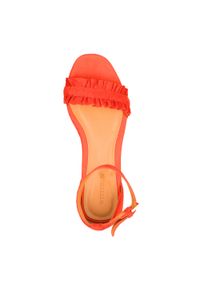 Wittchen - Damskie sandały z zamszu z marszczeniem. Zapięcie: pasek. Kolor: pomarańczowy. Materiał: zamsz, skóra. Sezon: lato. Obcas: na koturnie #3