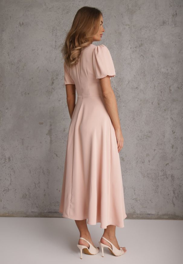 Renee - Różowa Rozkloszowana Sukienka Koktajlowa VICES na Krótki Rękaw Nessesha. Okazja: na randkę, na wesele, na ślub cywilny. Kolor: różowy. Długość rękawa: krótki rękaw. Styl: wizytowy. Długość: mini