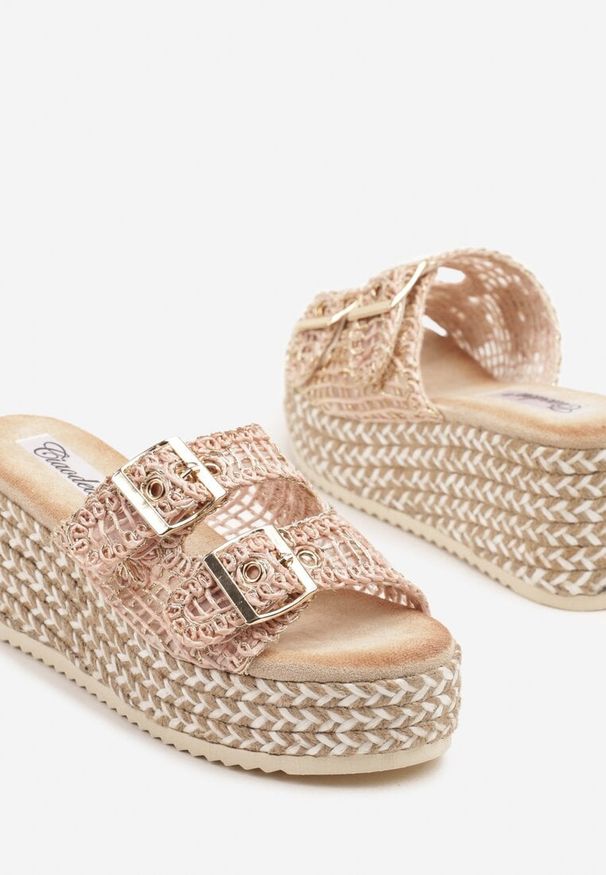 Renee - Beżowo-Różowe Tweedowe Klapki na Koturnie z Plecionką Desinora. Okazja: na imprezę, na co dzień. Kolor: beżowy. Materiał: jeans. Sezon: lato. Obcas: na koturnie. Styl: boho, casual, elegancki. Wysokość obcasa: średni