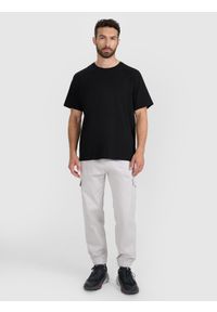 4f - 4F T-shirt oversize gładki męski - czarny S. Okazja: na co dzień. Kolor: czarny. Materiał: jersey, bawełna, materiał. Długość rękawa: krótki rękaw. Długość: krótkie. Wzór: gładki. Styl: casual, klasyczny, sportowy #2