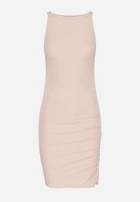 Born2be - Beżowa Prążkowana Sukienka z Marszczeniami Ursola. Okazja: na co dzień. Kolor: beżowy. Materiał: prążkowany. Wzór: prążki. Styl: casual, elegancki #7