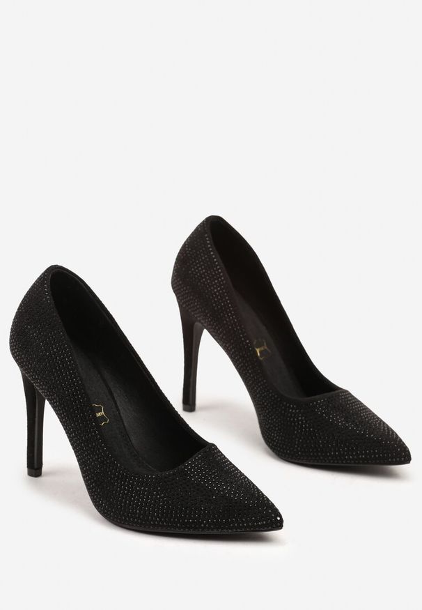 Renee - Czarne Casualowe Szpilki Vices z Wkładką ze Skóry Naturalnej Tinnesia. Okazja: na co dzień. Kolor: czarny. Materiał: skóra. Obcas: na szpilce. Styl: casual. Wysokość obcasa: średni