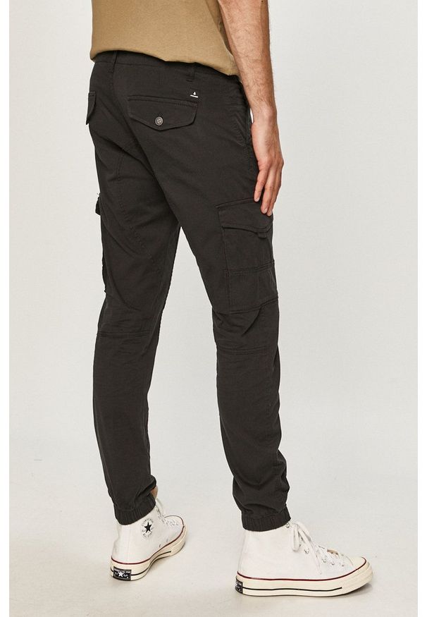 Jack & Jones Spodnie męskie kolor czarny. Okazja: na co dzień. Kolor: czarny. Styl: casual