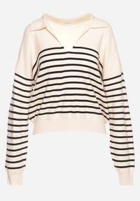 Born2be - Beżowy Sweter w Paski z Wycięciem Kołnierzykiem Irilanesi. Kolor: beżowy. Materiał: materiał. Wzór: paski. Sezon: zima #4