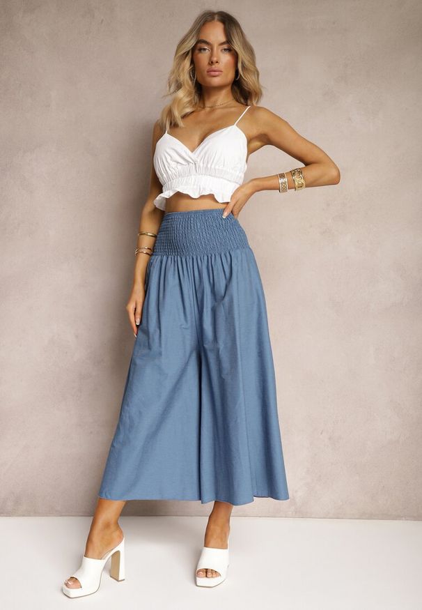 Renee - Jasnoniebieskie Spodnie Kuloty z Bawełny High Waist o Szerokim Kroju Wykończone Gumką w Pasie Alifrea. Okazja: na co dzień. Stan: podwyższony. Kolor: niebieski. Materiał: bawełna. Styl: elegancki, casual