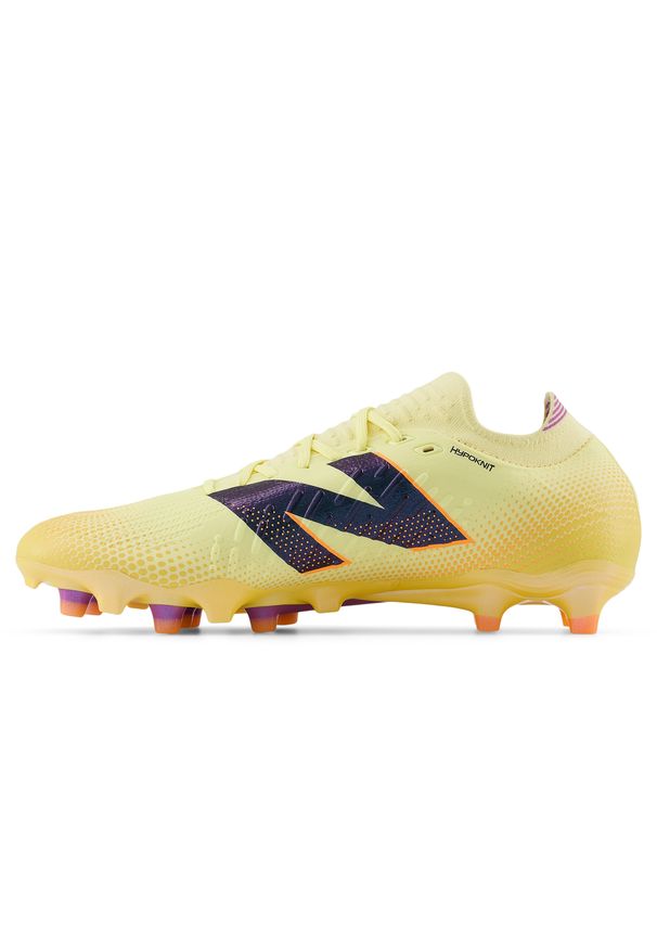 Korki męskie New Balance TEKELA PRO FG V4+ ST1FLJ45 – żółte. Kolor: żółty. Materiał: włókno, nylon, guma. Szerokość cholewki: normalna. Sport: bieganie