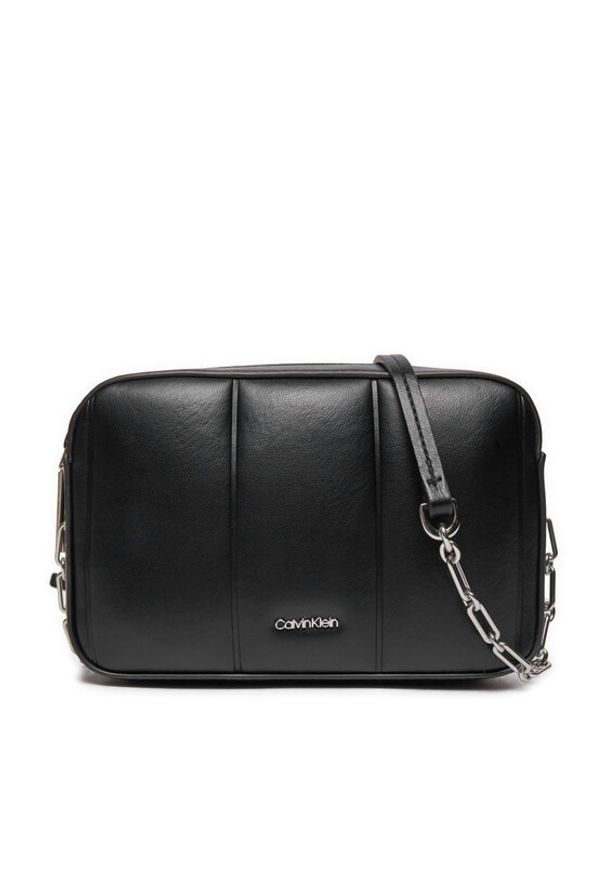 Calvin Klein Torebka Line Quilt Camera Bag K60K613076 Czarny. Kolor: czarny. Materiał: skórzane