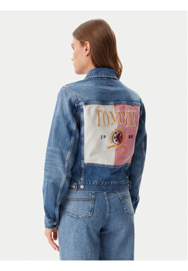 Tommy Jeans Kurtka jeansowa DW0DW20570 Niebieski Regular Fit. Kolor: niebieski. Materiał: bawełna