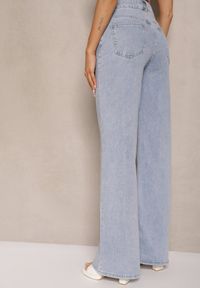 Renee - Jasnoniebieskie Jeansy High Waist Wide Leg z Cyrkoniowymi Zdobieniami Palanirela. Okazja: na co dzień. Stan: podwyższony. Kolor: niebieski. Wzór: aplikacja. Styl: casual, elegancki