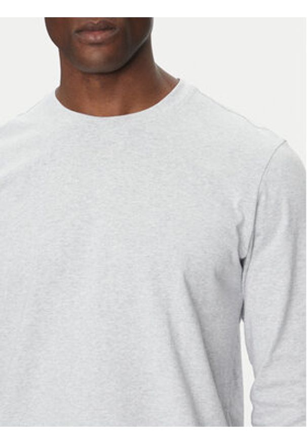 Champion Longsleeve 221164 Szary Loose Fit. Kolor: szary. Materiał: bawełna. Długość rękawa: długi rękaw