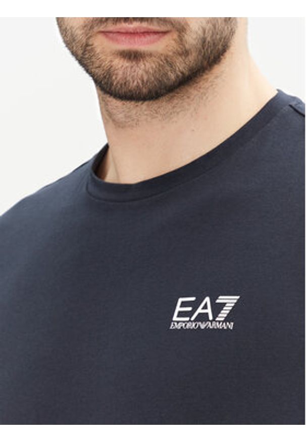 EA7 Emporio Armani T-Shirt 8NPT26 PJVQZ 1562 Granatowy Regular Fit. Kolor: niebieski. Materiał: bawełna